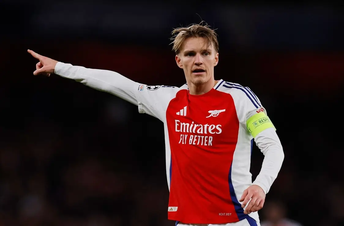 从金童到迷途:厄德高身价暴跌背后的足球经济学